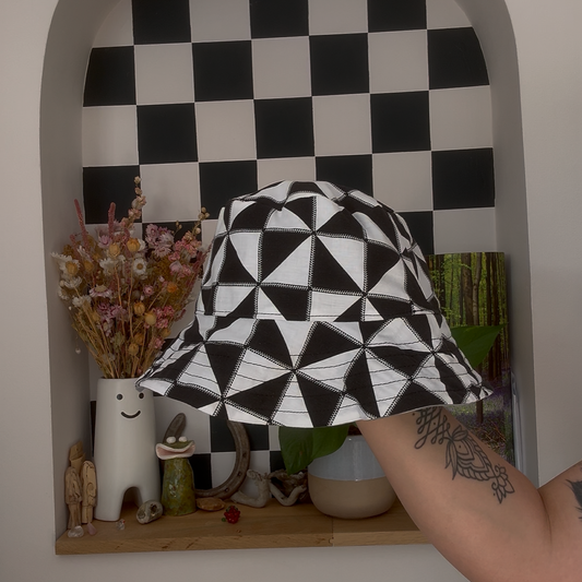 Bucket hat 4-7y