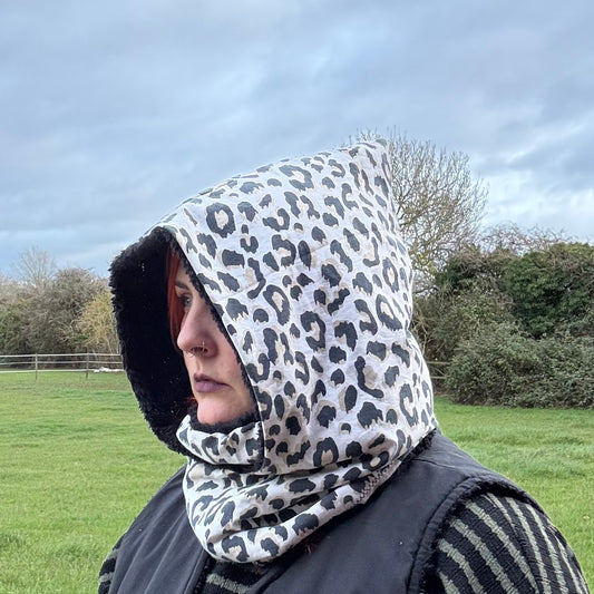 Snixie Hood - Adult